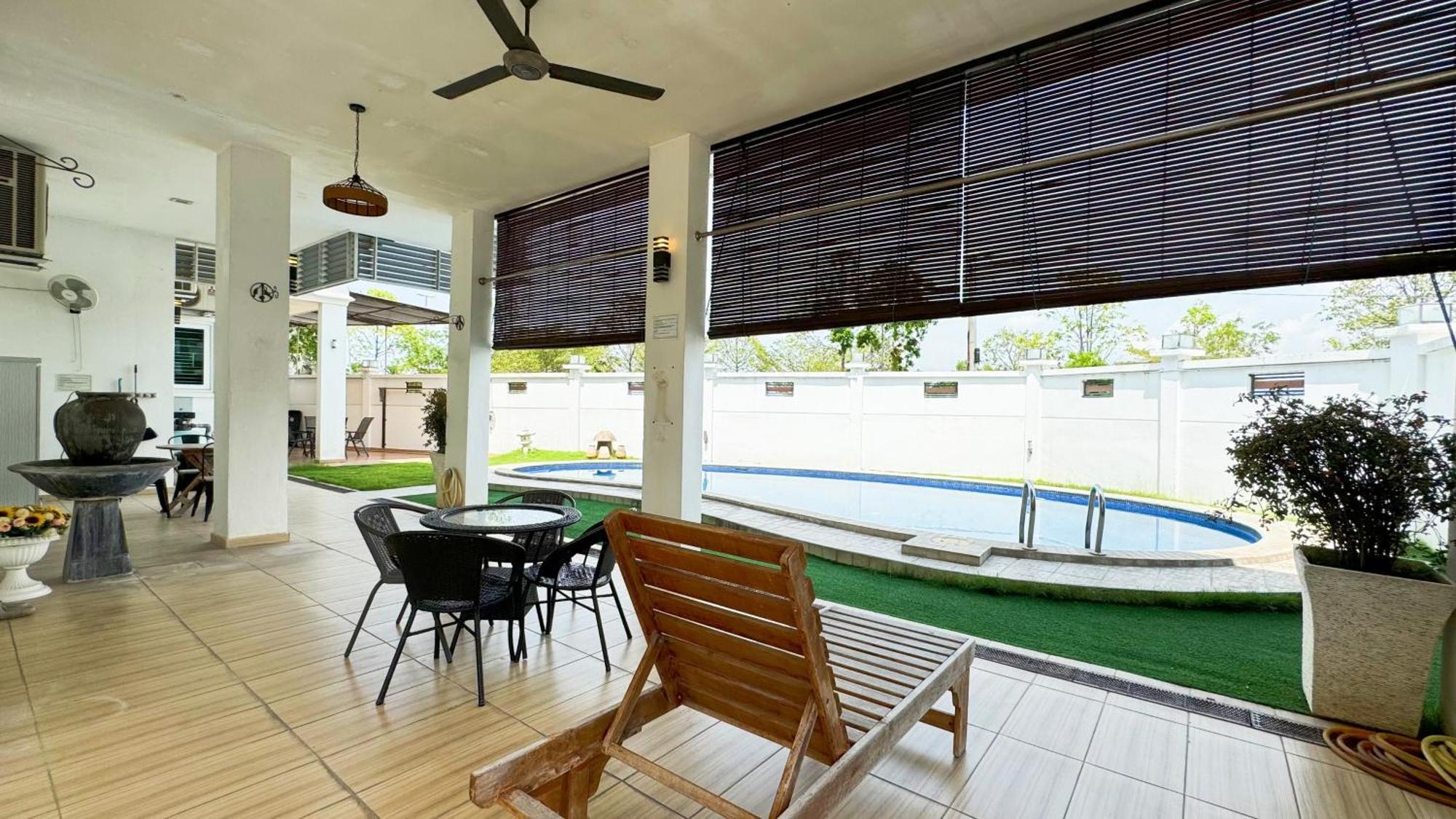 Seri Bougainvillea Luxe With Private Splendid Pool Vila Ipoh