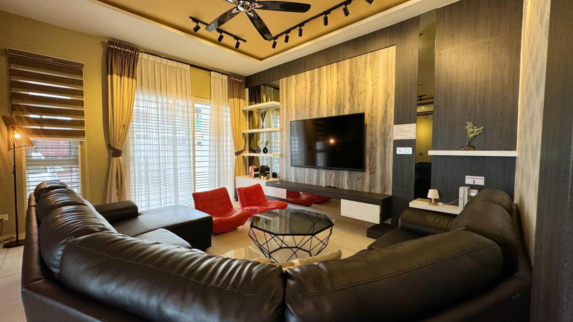 Vila Seri Bougainvillea Luxe With Private Splendid Pool